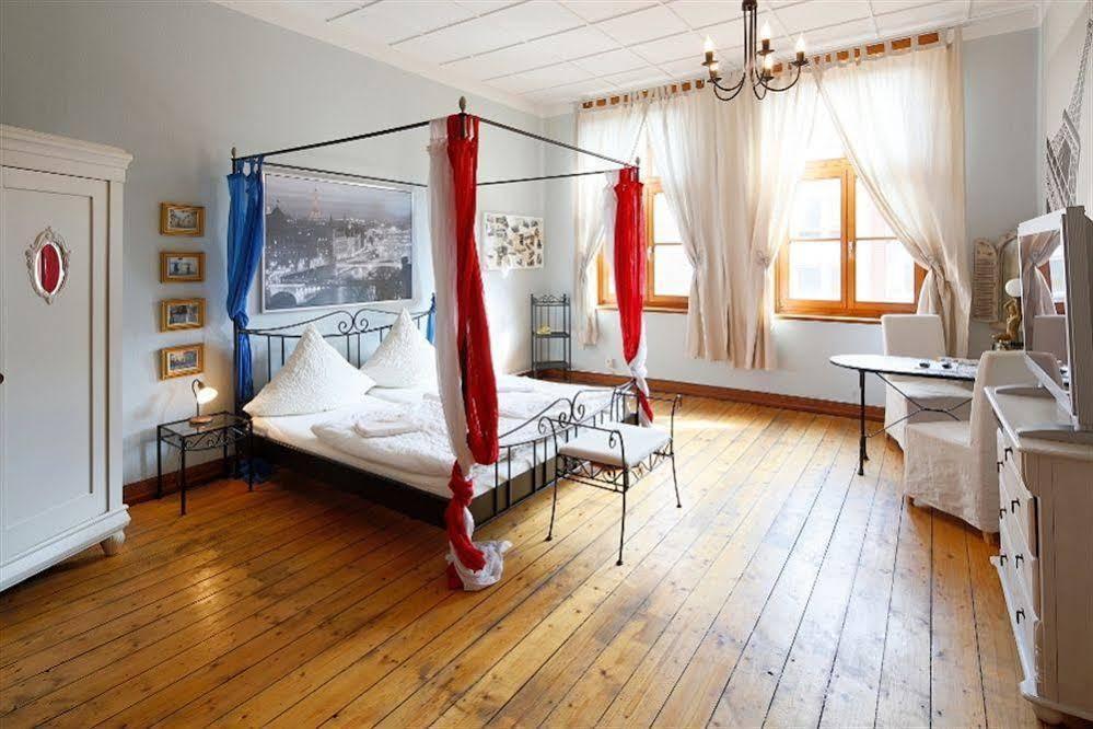 Avalon Bed & Breakfast Themen/- Nichtraucherhotel Hannover Eksteriør bilde